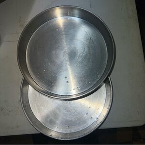 MIRRO ALUMINUM CAKE PAN M-1169 9 x 1 1/2" Made in U.S.A Set of 2